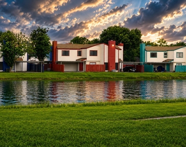 7855 Green Lawn Drive - Photo Thumbnail 5