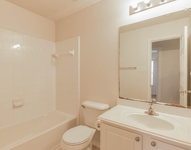 213 E Summerhaze Circle - Photo Thumbnail 28