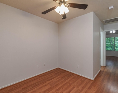 213 E Summerhaze Circle - Photo Thumbnail 18