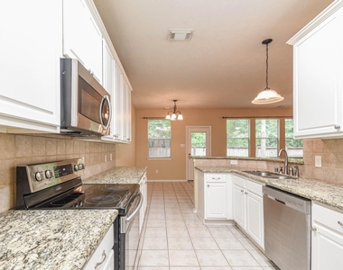 213 E Summerhaze Circle - Photo Thumbnail 11