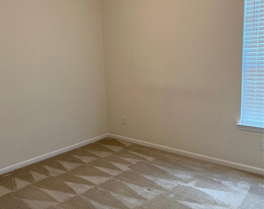 25414 Cheshire Knoll Street - Photo Thumbnail 17