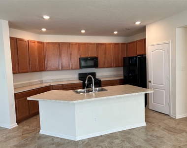 25414 Cheshire Knoll Street - Photo Thumbnail 6