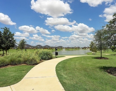 25414 Cheshire Knoll Street - Photo Thumbnail 28