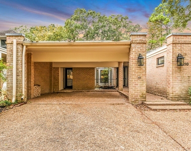 10 Woodstone Street - Photo Thumbnail 1