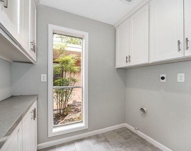 10 Woodstone Street - Photo Thumbnail 16