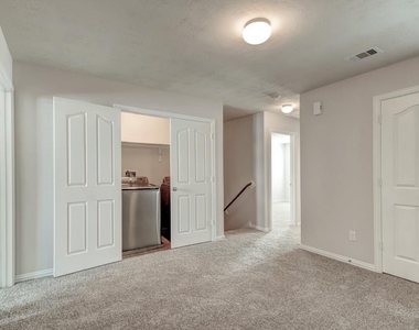 5016 Fjord Court - Photo Thumbnail 19