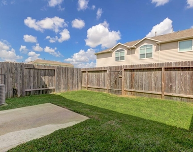 5016 Fjord Court - Photo Thumbnail 25