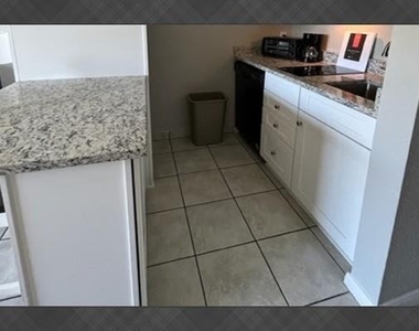 6300 Seawall Boulevard - Photo Thumbnail 9