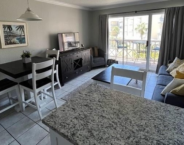 6300 Seawall Boulevard - Photo Thumbnail 4