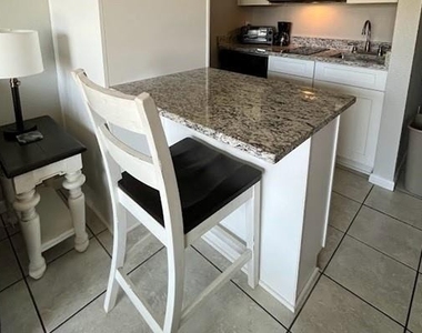 6300 Seawall Boulevard - Photo Thumbnail 6