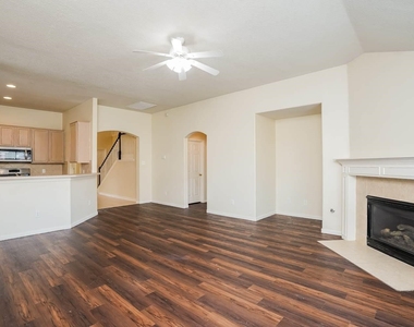 4119 Blue Forest Drive - Photo Thumbnail 2