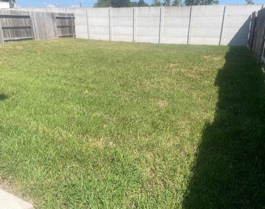 22315 San Damiano Street - Photo Thumbnail 10