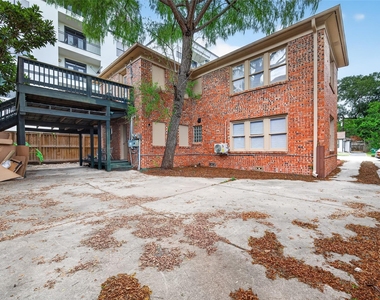 1927 Hawthorne Street - Photo Thumbnail 29