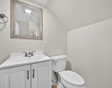 1927 Hawthorne Street - Photo Thumbnail 26