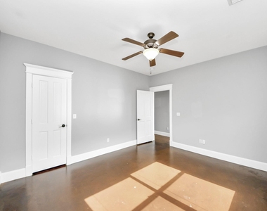 1538 Nashua Street - Photo Thumbnail 7
