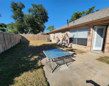 17415 Chamberlain Drive - Photo Thumbnail 19