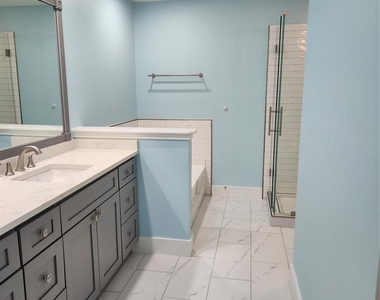 17415 Chamberlain Drive - Photo Thumbnail 11