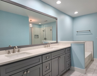 17415 Chamberlain Drive - Photo Thumbnail 10