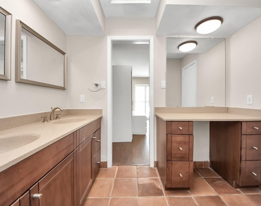 2210 Linea Del Pino Street - Photo Thumbnail 24