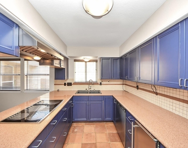 2210 Linea Del Pino Street - Photo Thumbnail 14
