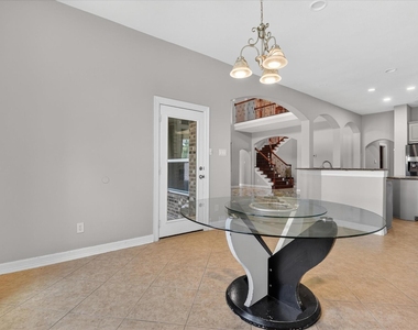 11127 Salento Court - Photo Thumbnail 17