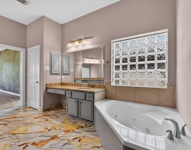 11127 Salento Court - Photo Thumbnail 30