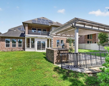 11127 Salento Court - Photo Thumbnail 42