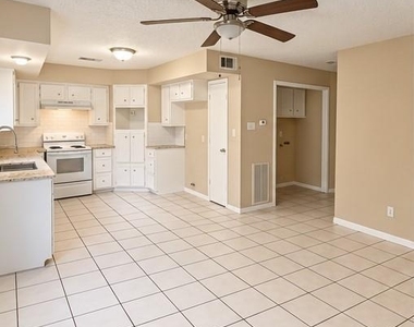 1548 East Avenue - Photo Thumbnail 11