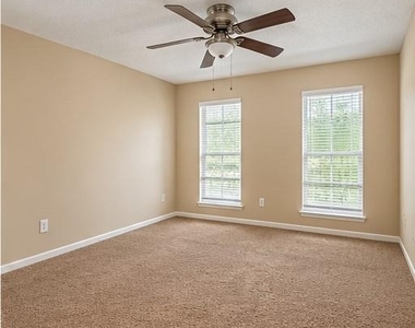 1548 East Avenue - Photo Thumbnail 4