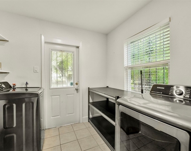 6923 Triola Lane - Photo Thumbnail 20
