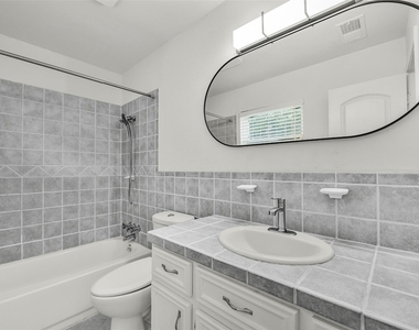 6923 Triola Lane - Photo Thumbnail 12