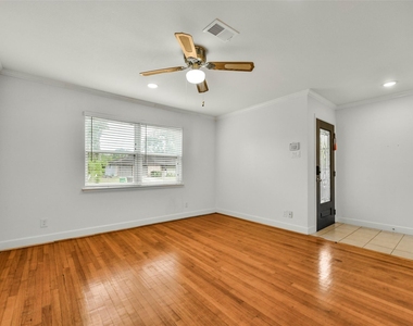 6923 Triola Lane - Photo Thumbnail 3