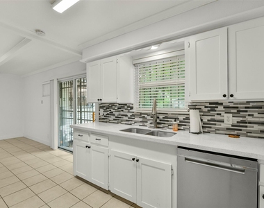 6923 Triola Lane - Photo Thumbnail 6