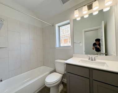 4026 Honeyspring Drive - Photo Thumbnail 10