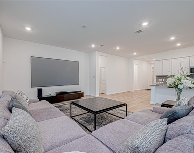 23722 Canolo Grove Lane - Photo Thumbnail 6
