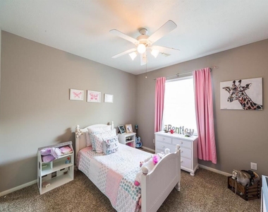 24023 Northshire Lane - Photo Thumbnail 21