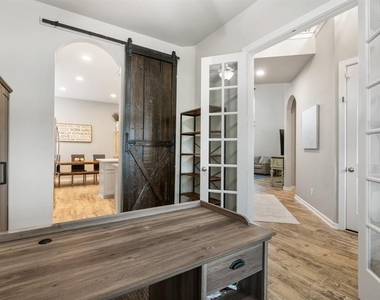17008 Ash Leaf Way - Photo Thumbnail 5