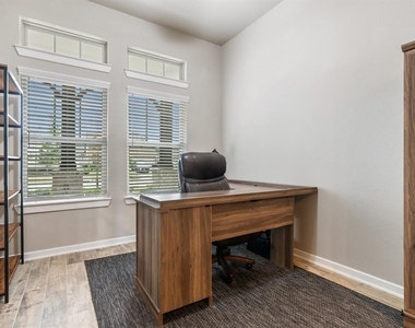 17008 Ash Leaf Way - Photo Thumbnail 4