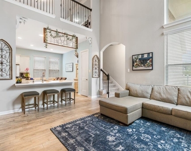 17008 Ash Leaf Way - Photo Thumbnail 8