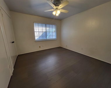 1433 Cedar Post Lane - Photo Thumbnail 15