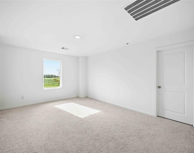 1146 Blue Stone Drive - Photo Thumbnail 15
