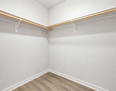 1146 Blue Stone Drive - Photo Thumbnail 21