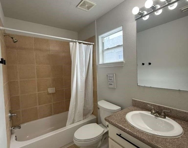 9623 Elmview Place - Photo Thumbnail 18