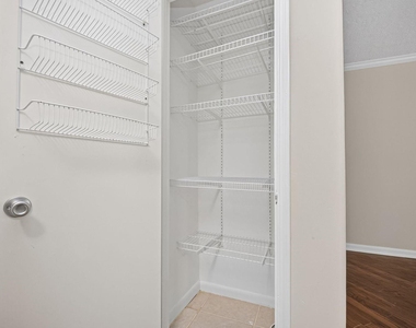6410 Del Monte Drive - Photo Thumbnail 17