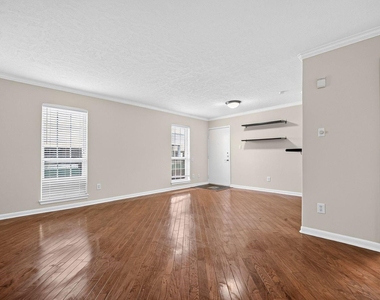 6410 Del Monte Drive - Photo Thumbnail 10