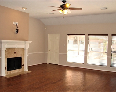 319 S Cheddington Drive - Photo Thumbnail 24