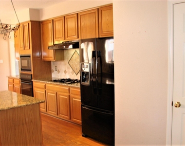 319 S Cheddington Drive - Photo Thumbnail 20