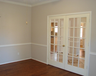 319 S Cheddington Drive - Photo Thumbnail 13