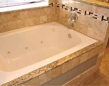 319 S Cheddington Drive - Photo Thumbnail 33