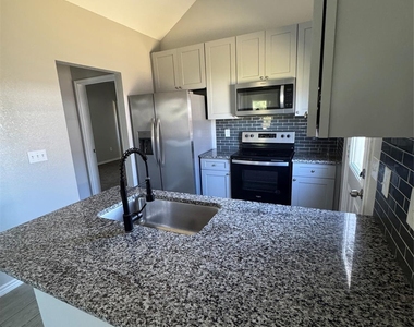 349 Road 5704 - Photo Thumbnail 22